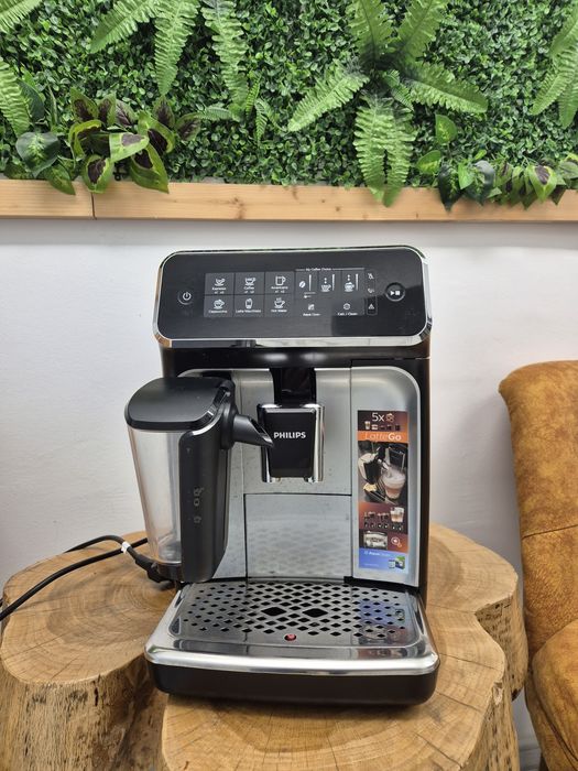 Espressor Phillips LatteGo