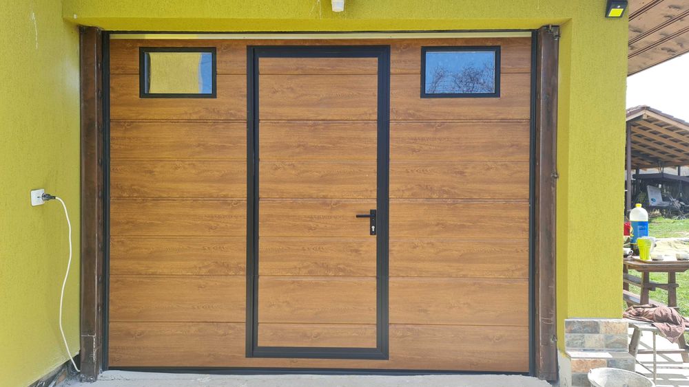 usi garaj sectionale slatina