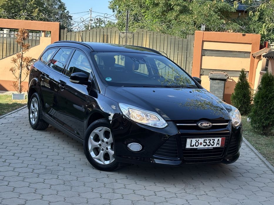 Ford Focus 2011-1.6 benzina clasic aspirat-Euro 5 -Impecabila-Germania