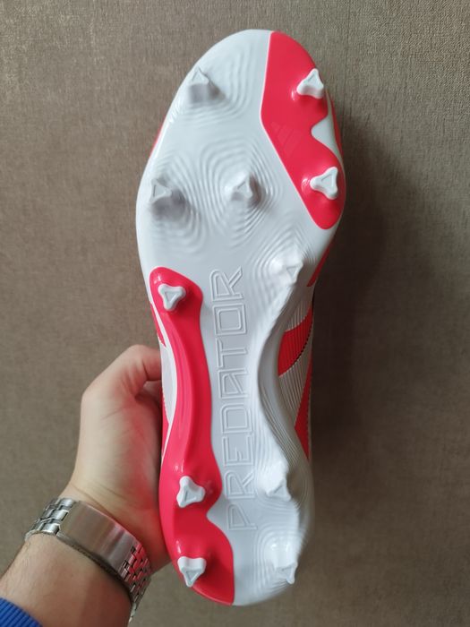 Adidas predator бутонки