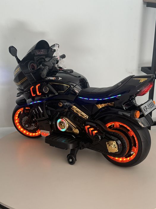 Detskiy moshina. Moto bike. Matatsikl