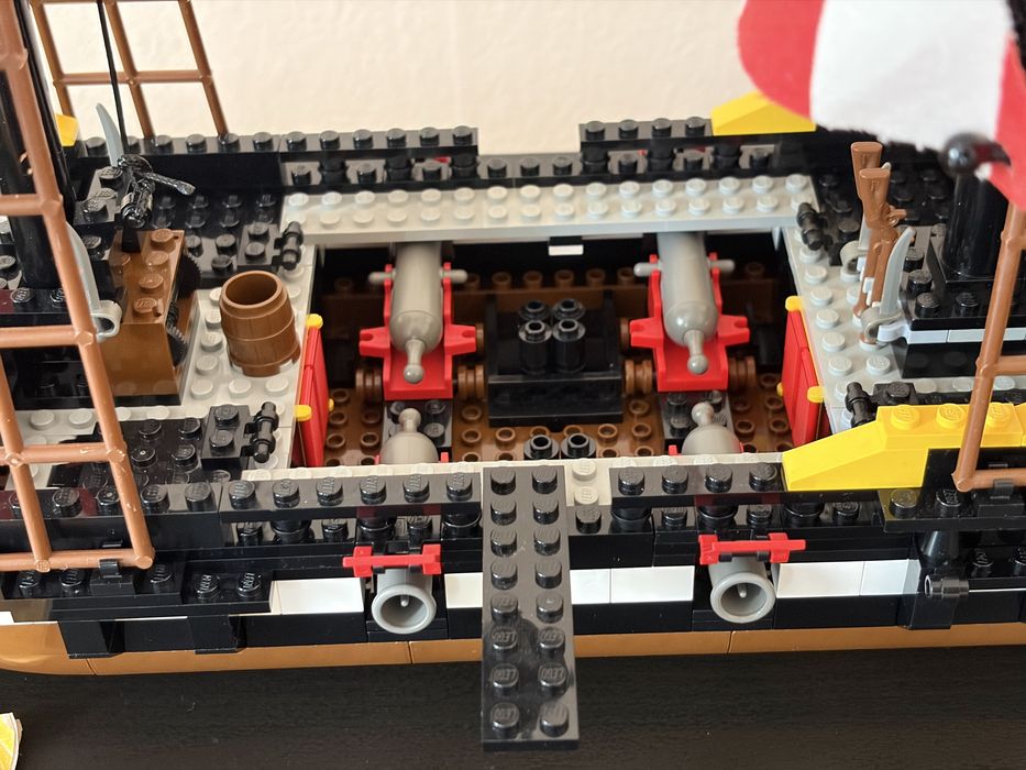Lego 6285 Black Seas Barracuda