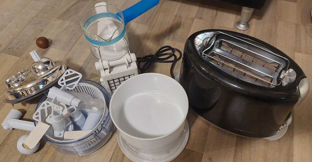 Prajitor de paine, tocator manual, taietor cartofi pai