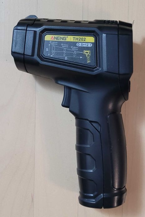 Инфракрасный термометр пирометр ANENG TH202
