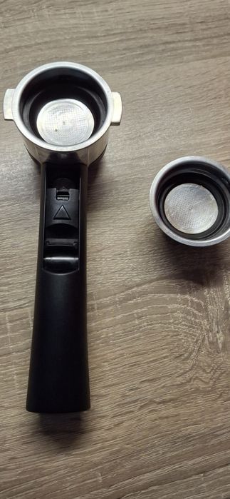 Vand espressor Delonghi