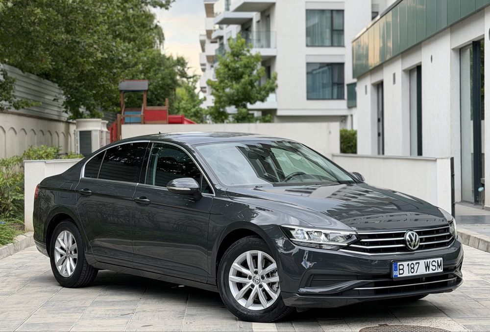 VOLKSWAGEN Passat 2020 — imagine 3