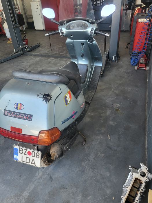Vand Scuter Piaggio Hexagon