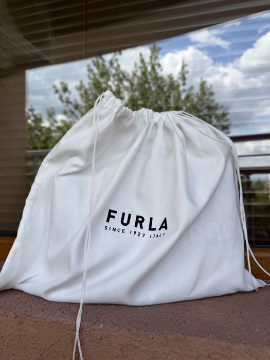 Furla Toni Ballerina нова чанта