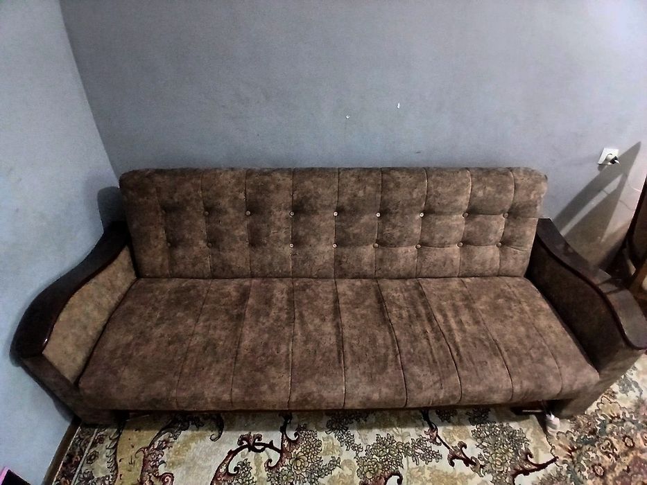Divan transformer