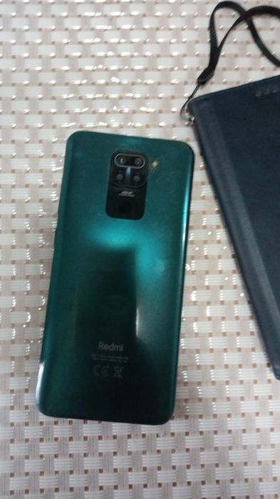 Продам телефон redmi