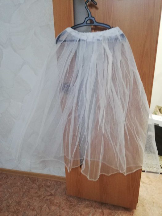 Продам платье на 11-15 лет б/у