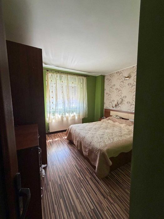 Apartament 3 camere decomandat, 70 mp, Buhusi – Central, zona linistita, mobilat