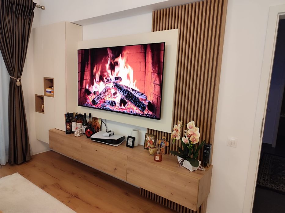 Închiriez apartament cu 2 camere in Tractorul