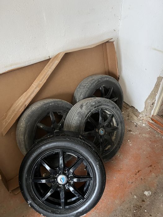 Диски вместе с резиной