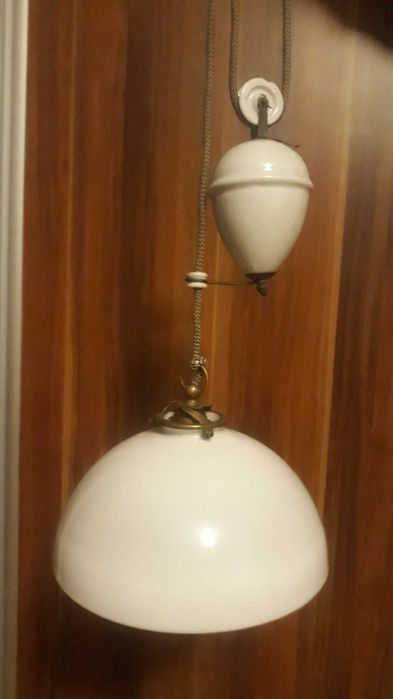 Vand lampa  cu contragreutate -ideala pt tavanele inalte