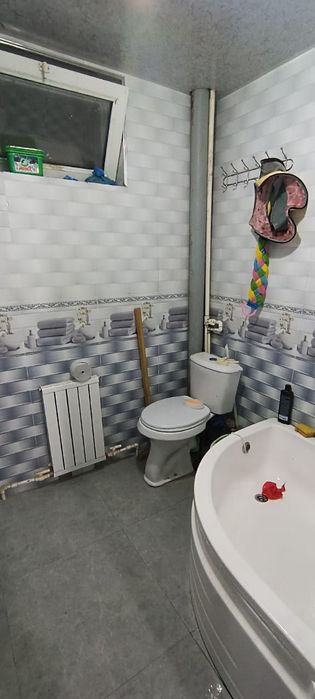 Uy sotiladi Nazarbekda