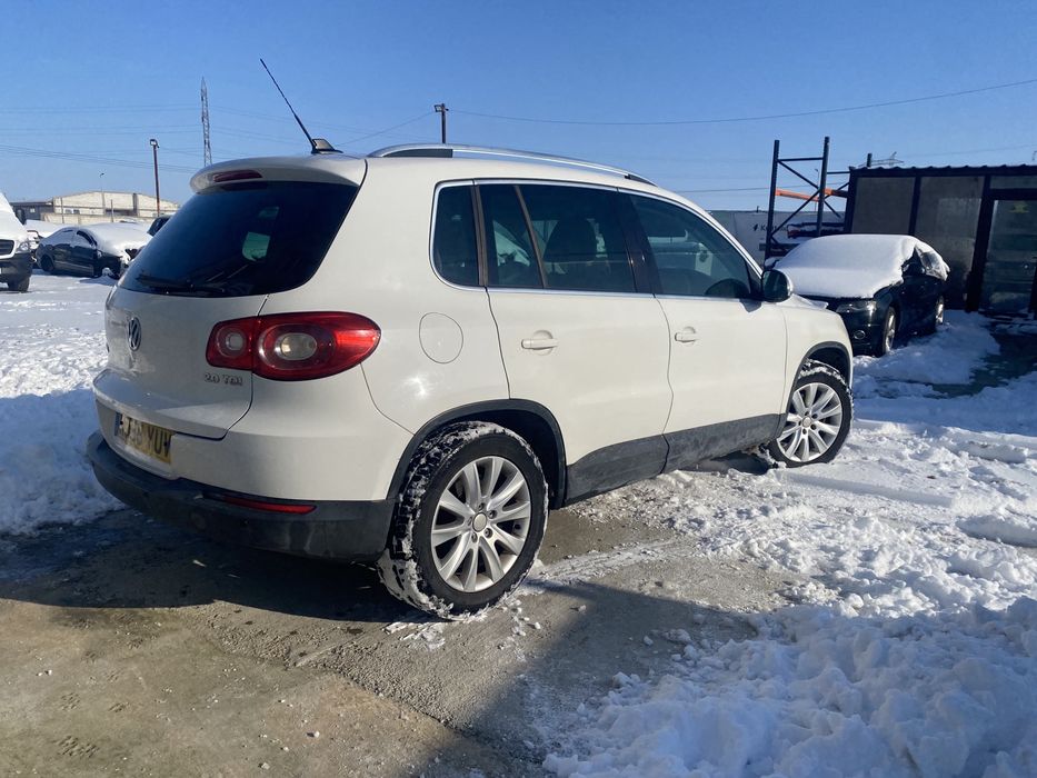 Dezmembrez Vw tiguan 2.0 TDI