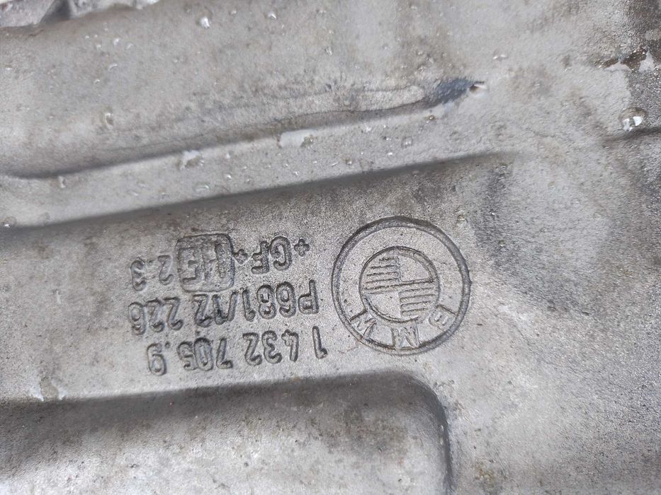 картер за бмв е46 320 двигател М54