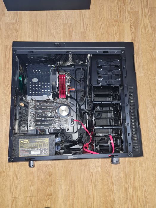 Vand unitate i7-4790k - 32GB ram - GTX 970