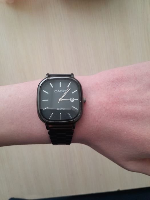 Часы мужской хорошие