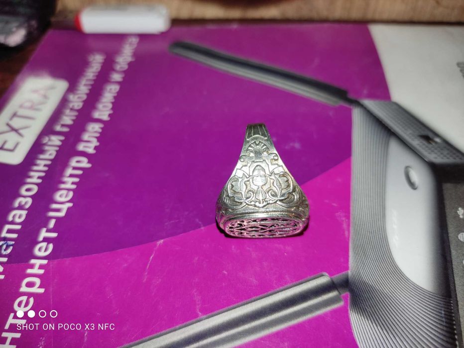 Продам - серебряный перстень 925 проба