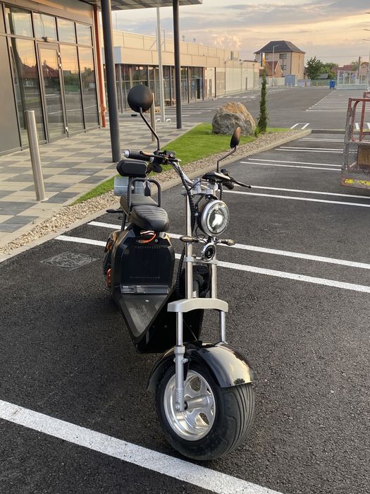Moped electric 2025