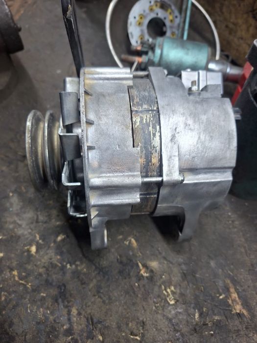 Продам гениратор камаз