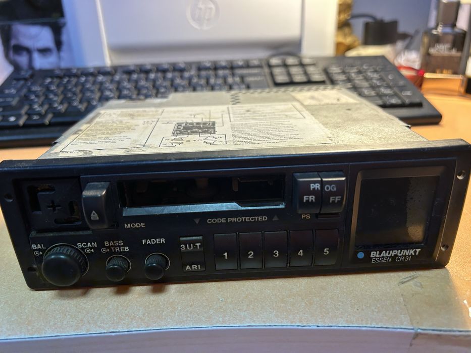 Радио касетофон за кола Blaupunkt  Essen  CR 31
