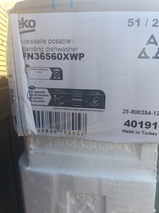 Mașină de spălat vase BEKO