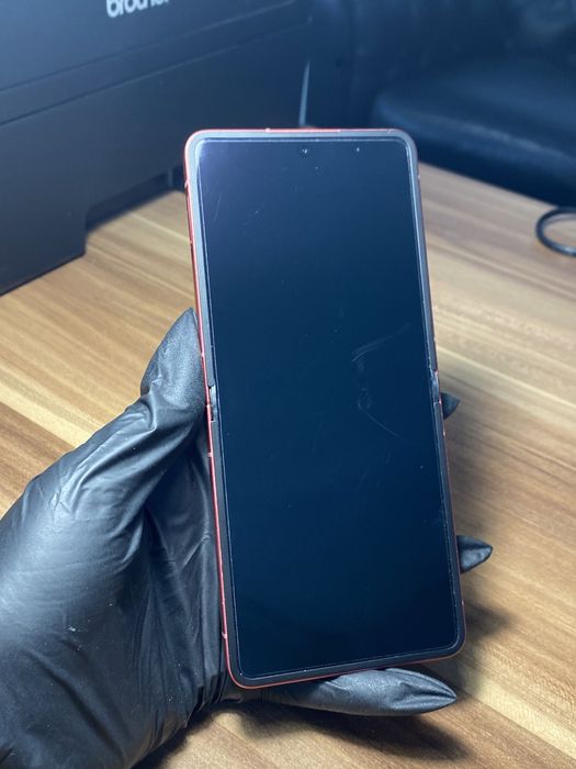 Samsung Galaxy Z Flip7 • 512 GB • Coralred