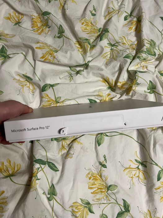 Microsoft Surface Pro 12 Неразпечатан