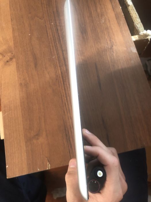 Айпад второго поколения