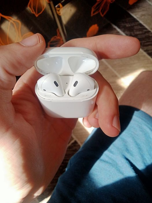 Продам air pods 1