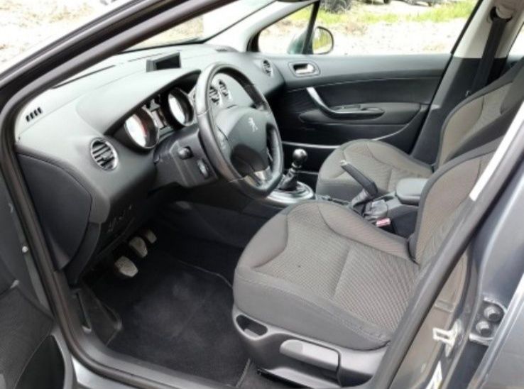 Peugeot 308 1.6e-HDI 2013 г. 110к.с