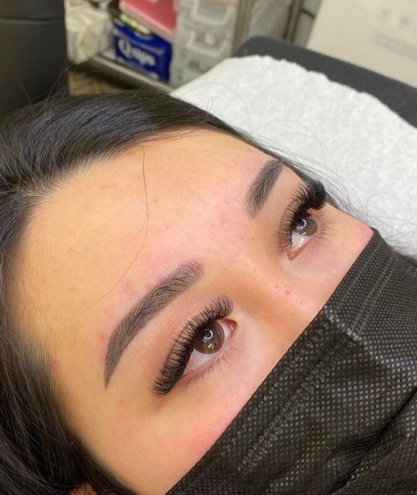 Нарашивание ресницы