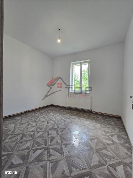 Etaj 1 - Lunca Cetatuii, 2 camere renovat, liber