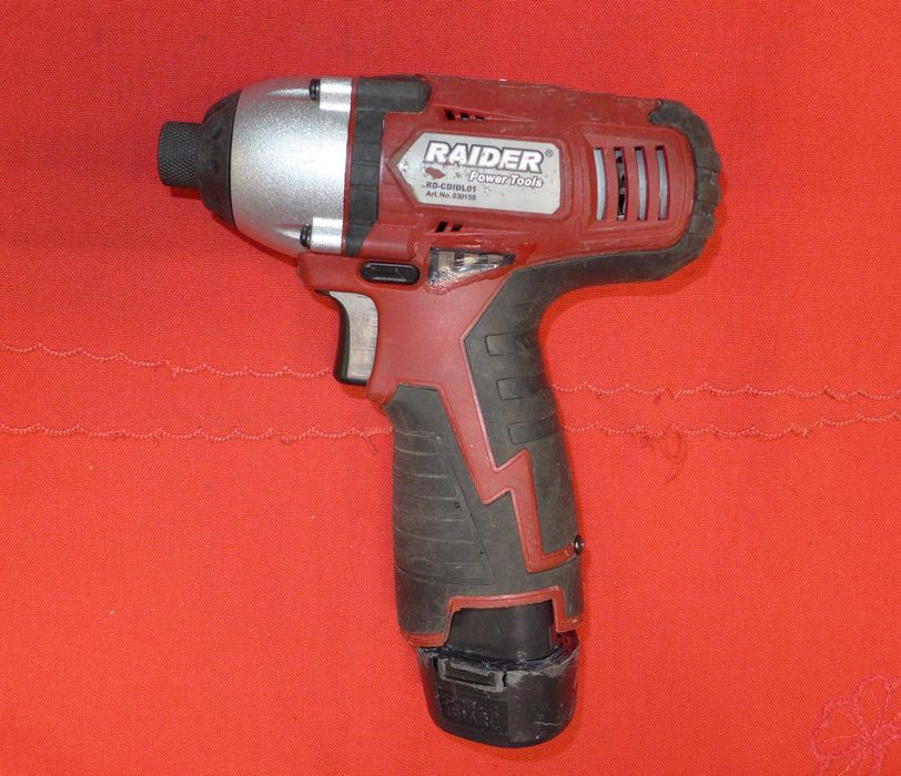 За ремонта на автомобила:100% работещи акумулаторни помощници