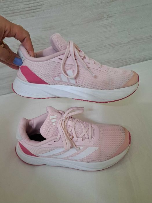 Маратонки адидас/adidas