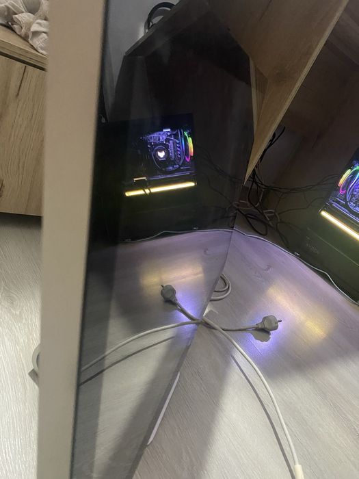 Monitor Apple LED Cinema Display 27" | Rezoluție 2K | Defect Cablu