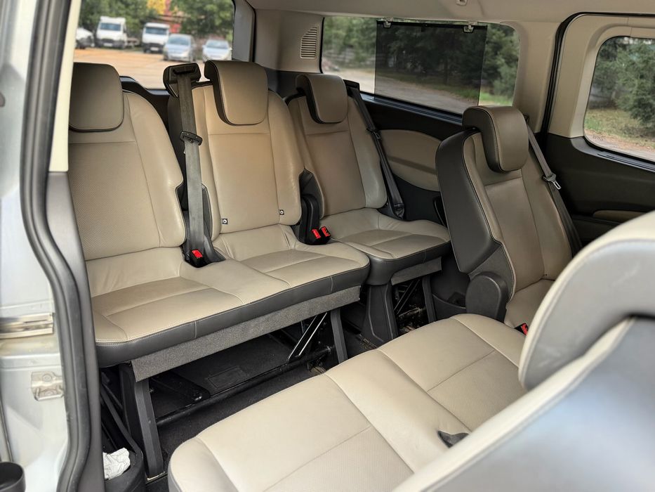 Ford Custom - 9 Locuri - XXL - 2013 - 2.2 Diesel - 155 CP - Manual 6+1 Trepte - Cui Remorcare - Full Electric - Interior piele perforat - AC -