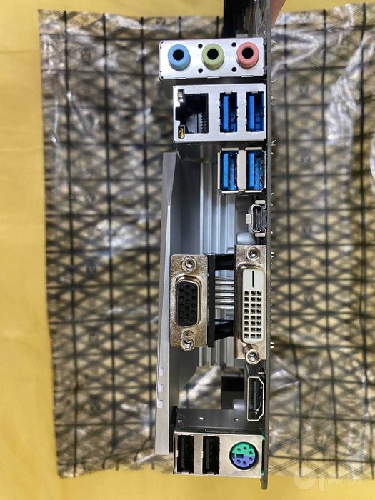 Комплект Asrock B365M Pro4 + Intel Core i5-8600K