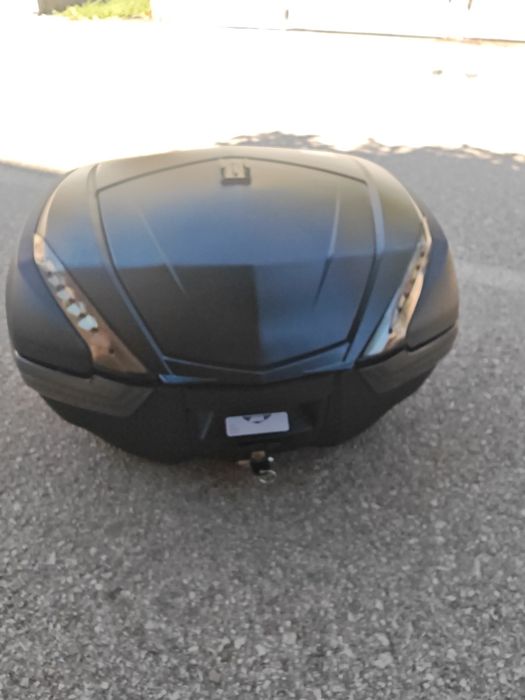 Givi V 47 куфар за мотор