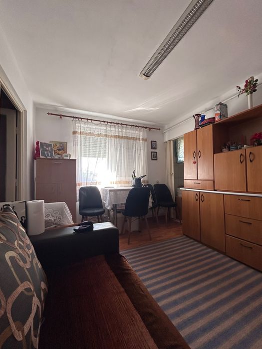 Vand apartament 2 camere