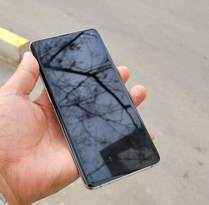 Samsung Galaxy s10 5G sotiladi