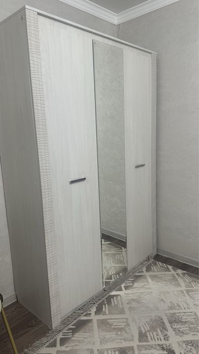 Продам кровать со шкафом