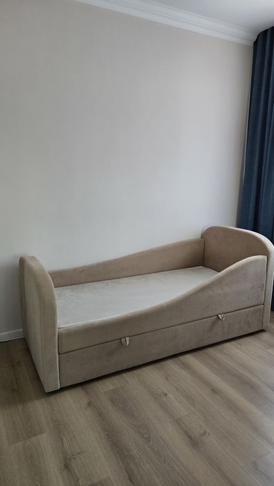 Продаётся детская кровать