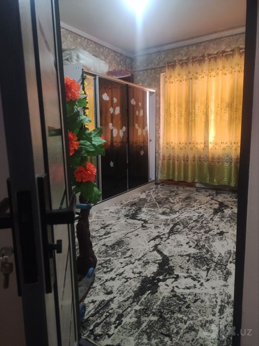 Квартира сотилади