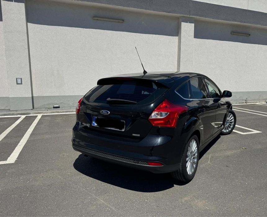 Ford Focus 1.0 Ecoboost 2012 Titanium