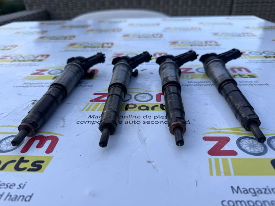 Set 4 injector injectoare 2.0 dci Nissan Qashqai 2007-2011