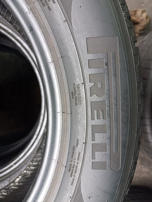 Anvelope de iarnă 235 60 18 Pirelli